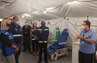 Autoridades de CCSS y OPS CR durante el reccorrido