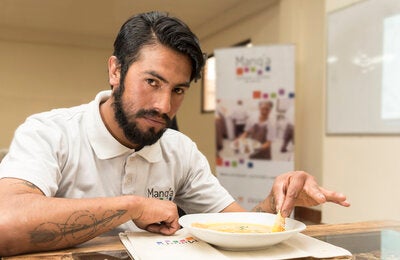 Roberto Valenzuela, Bolivia