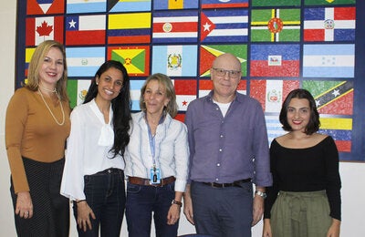 Visita de la Dra. Maria Cristina Soares Guimarães y de Mónica García