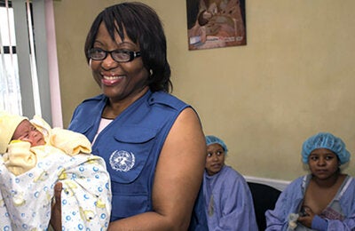 directora visit banco de leche