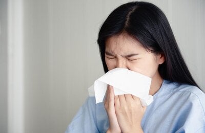 Woman with congestion