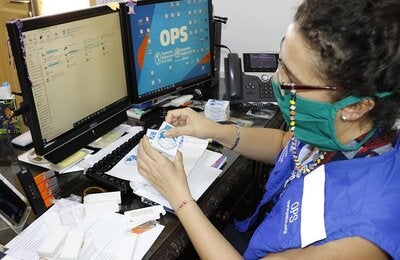 Personal OPS apoya a Cuba durante la pandemia de COVID-19