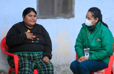 Paciente recibe atención de salud mental