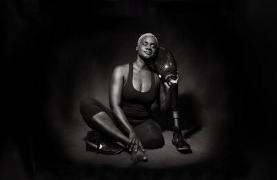 Erin Brown (Black and white photo)