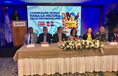 Autoridades en actividad