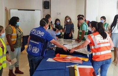 OPS apoya a instituciones de salud del Ecuador en herramientas para manejar incidentes y riesgos hospitalarios