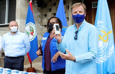 EU and PAHO handover of pulse oximeters to the MoHW