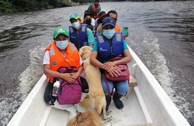 Brigada médica integral y de vacunación en la comunidad Shuar Saar, Entsa de la parroquia Nuevo Paraíso del Cantón Nangaritza, provincia de Zamora Chinchipe, distrito 19D04.