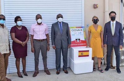 Handover of vaccines from Spain to Antigua and Barbuda