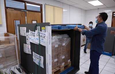 Donación multilateral de 134,400 dosis de AZ