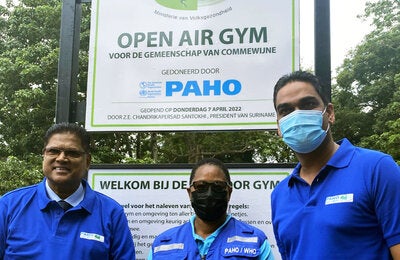 President Chan Santokhi, PAHO/WHO Representative Dr. Lewis-Bell & Minister of Health Amar Ramadhin
