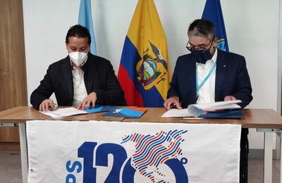 OPS Ecuador fortalece su trabajo por la salud de las poblaciones indígenas de la Amazonía, en convenio con fundación Pachamama