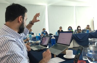 Ecuador: 375 establecimientos de salud implementan herramienta de Valoración de Condiciones Esenciales