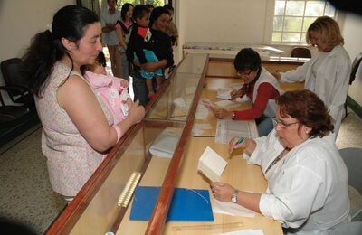 © OPS/OMS Brasil | 2006. Campaña de erradicación de la poliomielitis. FOTO: A. Waak.