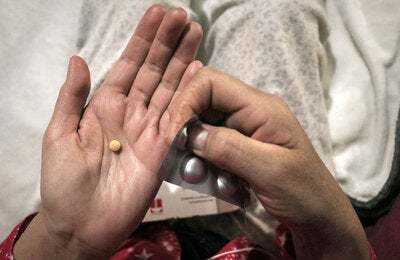 Mejorar la seguridad en la toma y prescripción de medicamentos para reducir daños en los pacientes