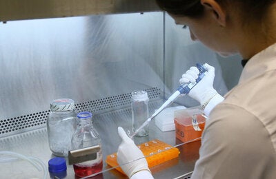 Aceptando aplicaciones: Investigaciones operativas para apoyar la eliminación de enfermedades transmisibles en América Latina y el Caribe