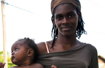 © PAHO/WHO Suriname | 2010. Vaccination Week in the Americas.