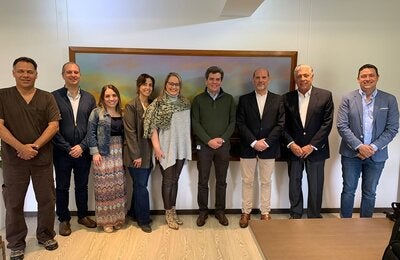 Foto de autoridades institucionales