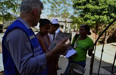 Visita a la Zurza en acompañamiento de promociòn de salud en prevenciòn de còlera.