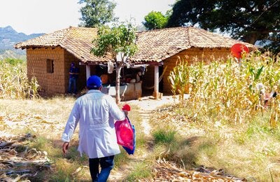 Personal vacunación casa por casa