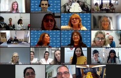 Foto de los participantes de la reunión de la primera comunidad de práctica