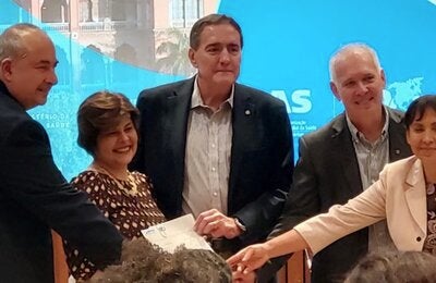 Firma de la Carta Acuerdo Tripartito FioCruz - Fiotec - OPS