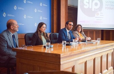 Autoridades durante el lanzamiento del SIP Plus en Uruguay