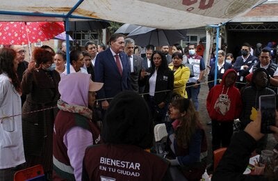Director visita Albergue en Tlahuac