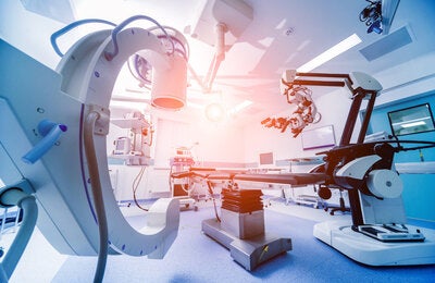 Experiencias globales y regionales durante el seminario sobre dispositivos médicos subestándar y falsificados