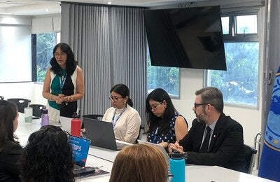 Caroline Chang da la bienvenida a los equipos de trabajo de Seguridad y de la OPS
