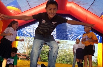 Niños jugando 