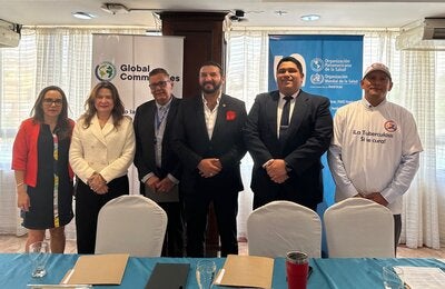 Autoridades en la celebración del Día Mundial de la Tuberculosis en Honduras