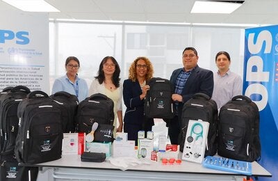 Mochilas para ESFAM donadas a Roatán
