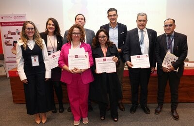 Foto de grupo, expositores del noveno foro de Lactancia Materna