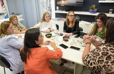 Foto de las autoridades reunidas