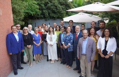 Representantes de siete países latinoamericanos se dieron cita en Santiago para abordar un desafío crucial: fortalecer las políticas de Recursos Humanos para la Salud (RHS). 
