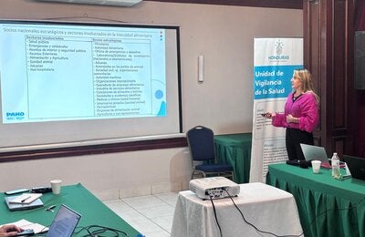 Técnica de Inocuidad de los Alimentos de Panaftosa en Honduras 