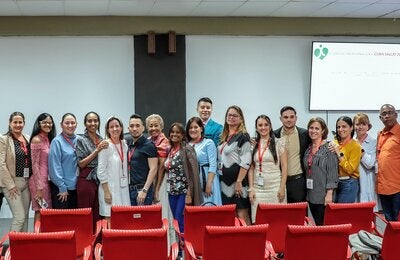 Participantes simposio comunicación