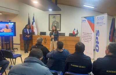 •	El taller reunió a 100 asistentes de entidades gubernamentales, fuerzas armadas, bomberos, equipos sanitarios y comunicadores.