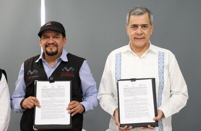 The Secretary of Health of Chiapas and the PAHO/WHO Representative in Mexico sign a technical cooperation agreement