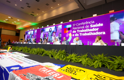 Mesa de abertura da 5ª Conferência Nacional de Saúde do Trabalhador e da Trabalhadora