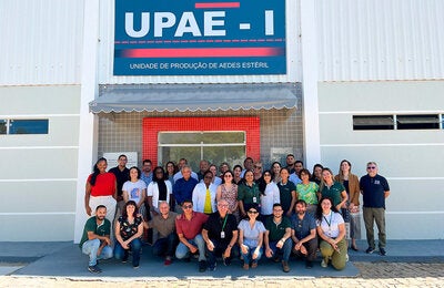 equipo en Tecnologías innovadoras para el control del Aedes aegypti: países de las Américas se capacitan en México y Brasil