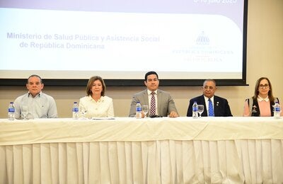 Autoridades de salud y OPS apoyan en evaluación nacional del Programa Ampliado de Inmunización 