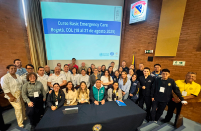 Grupo de personas en el curso de atenciobn basica