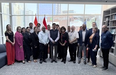 Visita embajador India