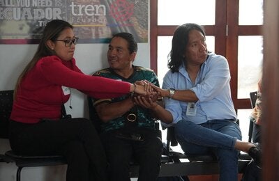 Participantes del "Diálogo de Saberes" en Otavalo, provincia de Imbabura.