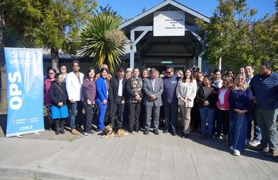 La primera actividad se desarrolló en la Posta Rural Vegas de Itata, hasta donde llegó el Dr. Escalante y la asesora en Sistemas y Servicios de Salud, Lic. Carina Vance, junto a representantes del Servicio de Salud Ñuble y del Departamento de Salud Municipal de Coelemu; oportunidad que se sostuvo un diálogo directo con el equipo de salud y la comunidad local.