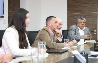 El personal de salud del Instituto de Seguridad y Servicios Sociales de los Trabajadores del Estado (ISSSTE) recibió la visita del equipo técnico de la Organización Panamericana de la Salud/Organización Mundial de la Salud (OPS/OMS).