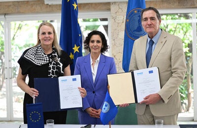 Jarbas Barbosa, Director de la OPS, Florika Fink-Hooijer, Directora General de HERA, y la Comisionada Europea de Igualdad, Preparación y Gestión de Crisis, Hadja Lahbib, supervisora de HERA dentro de la Comisión Europea