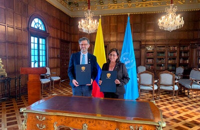 Vice Canciller, Dra Tambini en firma de marco programatico